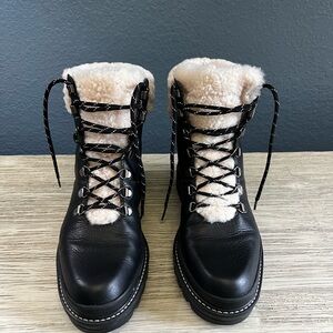 GREAT CONDITION!!! Bernardo Dash Black and Cream Winter Rain Boots